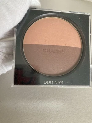 CHANEL Les Beiges Harmonie Belle Mine brilho saudável multicolor 01 novo - Imagem 1 de 2