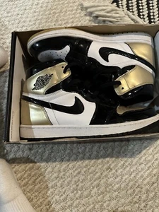 Size 11 - Jordan 1 Retro High OG NRG Gold Top 3 2018 - Picture 1 of 4