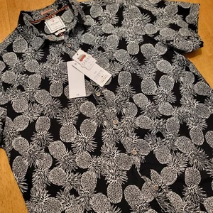 Cactus Man Ricky Singh Shirt Mens Large Slim Fit Pineapple All Over Print NEW - Picture 1 of 20