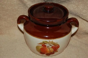 McCoy Keramik Bohnentopf mit Deckel 341 braun/creme mit Pfirsich Obst Keramik Steingut - Bild 1 von 16