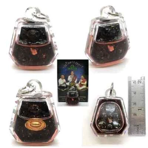Phra Pidta Ghost Bone 3 Naan Hexagonal Base Thai Spirit Oil Amulett - Bild 1 von 4