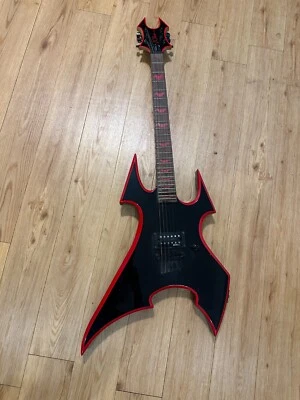 B.C. Rich Avengae 6-string w/Levy's bag 2000s - black/red - Image 1 of 4
