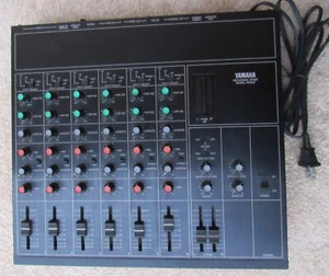 Yamaha RM602 Recording Mixer Vintage Powers On Untested Parts Repair AS-IS - Bild 1 von 17