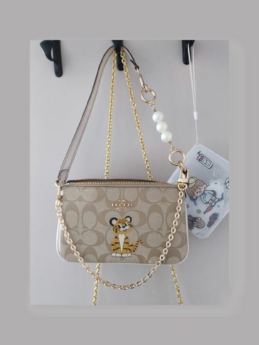 Coach Nolita 19 nuovo con etichetta in tela firmata con catena senza tigre