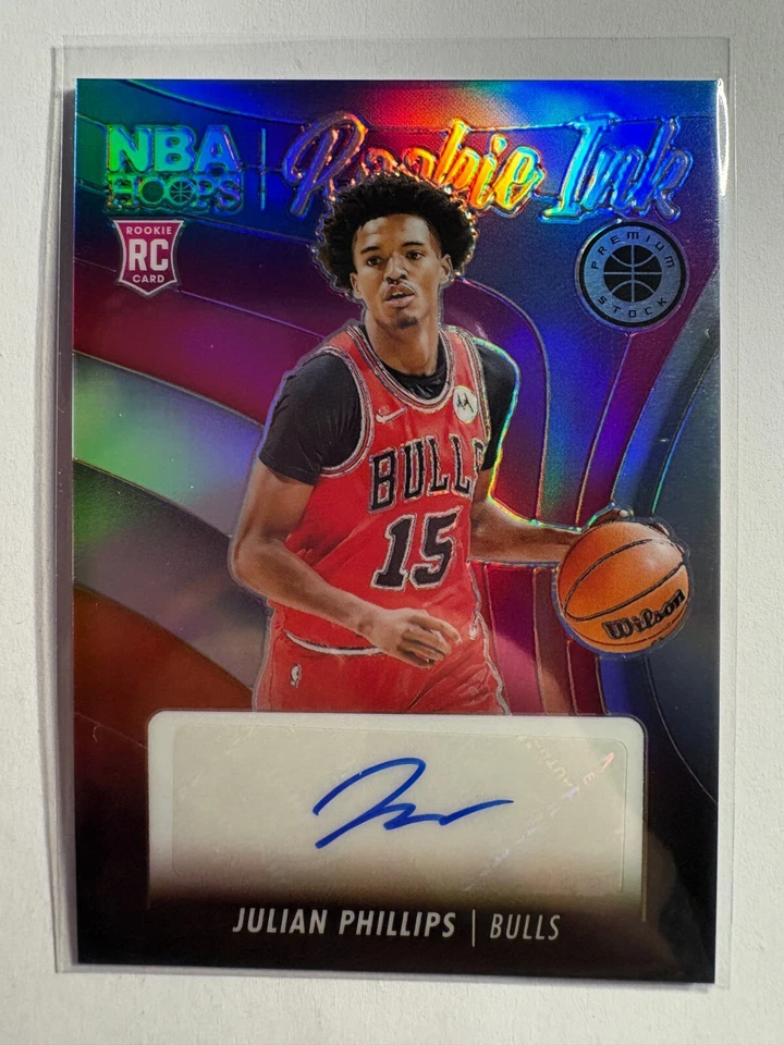 K323,488 - 2023-24 Hoops Premium Stock Rookie Ink #26 Julian Phillips Auto - Image 1 of 1