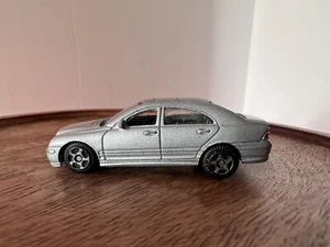 Motormax Mercedes Benz C Class Sedan Silver 1:64 2003 Diecast Toy Car 6066 - Picture 1 of 6