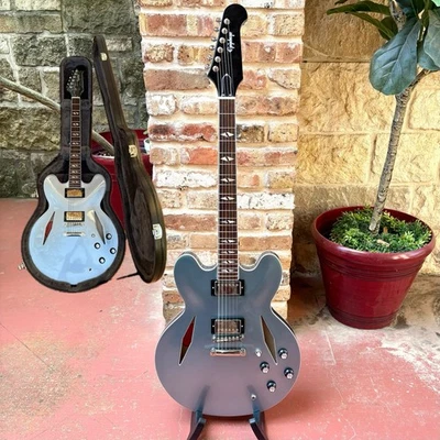 Epiphone Dave Grohl DG-335 2024 con estuche original. (Reparado, nunca jugado) Foto 1 de 4