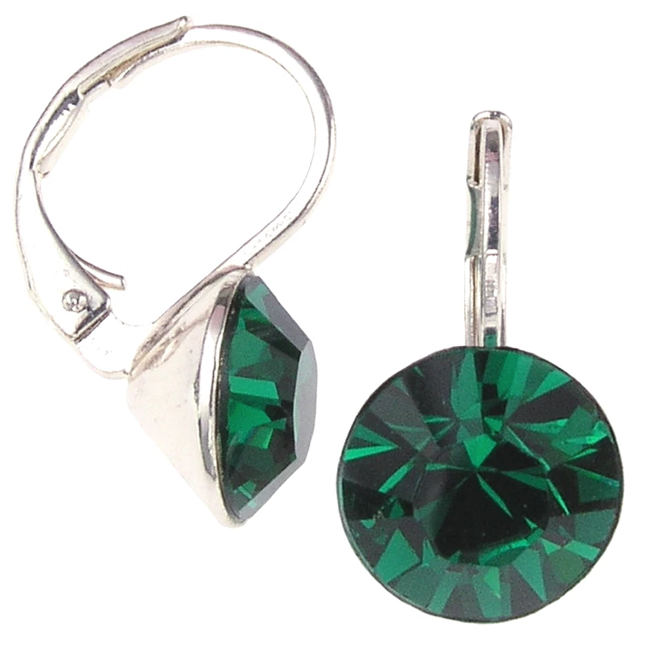 8mm Ohrringe mit Swarovski Elements Kristall in der Farbe Smaragd Grün - Bild 1 von 1