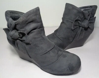Botas Rampage Talla 8.5 M KAHLAN Gris Tacón Cuña Botines Nuevos Zapatos para Mujer Foto 1 de 4