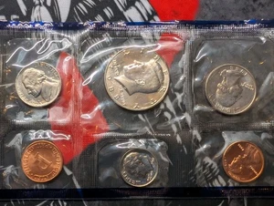 1988 US Mint set ~ 6 Coins ~ P Uncirculated Coin Set In OGP - Picture 1 of 2