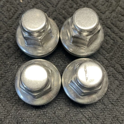 4 Toyota Tundra Wheel Lug Rim Nut Factory OEM 14mm x 1.5 Closed Cap Chrome TRD A Foto 1 de 4