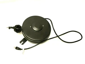 Hospital & Network Grade -15-S Retractable CAT5e Cable Reel - 18 ft. - Picture 1 of 3