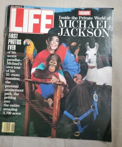 Life Magazine Juni 1993 Inside the Private World of Michael Jackson, Anne Frank - Bild 1 von 19
