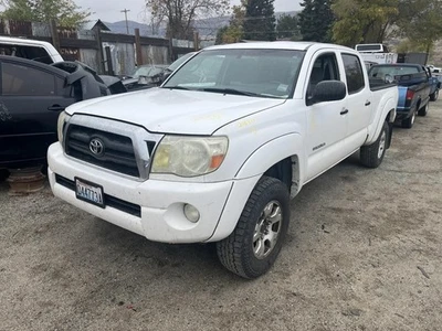 Driver Left Headlight Without Sport Package Fits 05-11 TACOMA 1411784 - Image 1 of 4