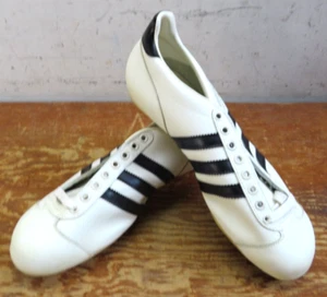 Scarpe tacchetti vintage Adidas 7905 Star-Streak 3 strisce bianche Jugoslavia punte - Foto 1 di 10