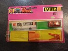 Faller 3751 Hit Car / Hit Train mit VW Käfer metallic Rot  in OVP
