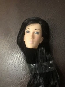 CY MÄDCHEN / BBI / CY MÄDCHEN 1/6 WEIBLICHER KOPF SCULPT LANGE schwarze HAARE - Bild 1 von 3