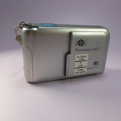 HP Photosmart E427 6.0MP Compact Digital Camera Silver Tested - Image 1 of 4