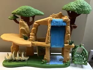 DISNEY IL RE LEONE La Guardia del Leone Difendi Pride Land Rock Tree House Play Set - Foto 1 di 7