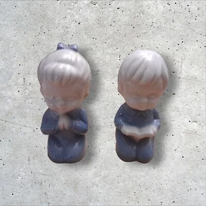 Vintage blau weiß Lego Japan Porzellan Figuren Mädchen Junge betend Bibel kniend - Bild 1 von 8