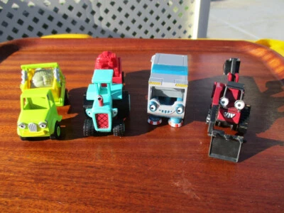 Bob the Builder-(original) Skip,Travis/trailer,Bristle & Benny,Take-A-Long toys - image 1 of 4