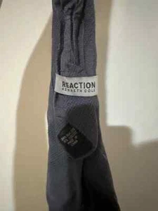 Kenneth Cole Reaction Pixel Solid Neck Tie Gray Navy Blue - Picture 1 of 2