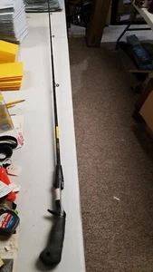 Zebco 2pc 5'6" Medium action Spinning Rod SG5 - Picture 1 of 5
