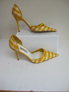 tacones rojos Dayan Alvarado - Artelista.com