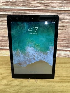 Apple iPad Air 32 GB A1474 grigio siderale - Foto 1 di 5