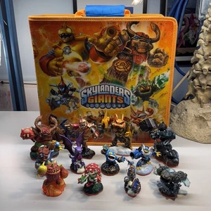Skylanders Giants Lot with Carrying Case - Picture 1 of 9