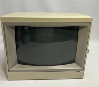 Apple 13" Vintage Color AppleColor Composite Monitor A2M2056 Great Condition - Image 1 of 4