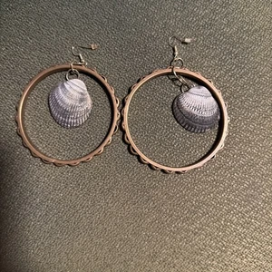 Messing Perlen Muschel Creolen Haken Ohrhänger - Bild 1 von 6