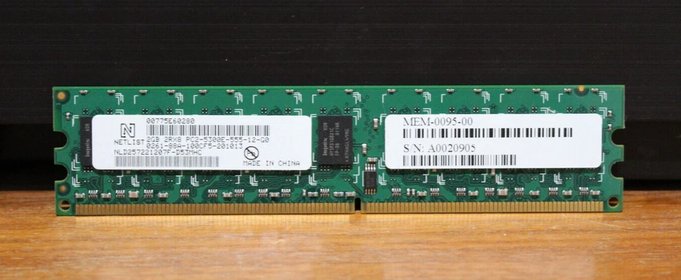 MEMORIA NETLIST NLD257221207F-D53MHC 2 GB PC2 5300F DDR2 DIMM - MEM-0095-00 Foto 1 de 2