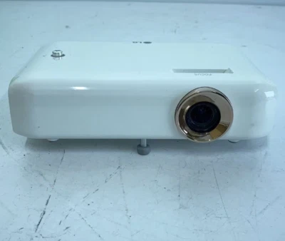 LG Electronics PH550G LED Portable Minibeam Projector  w/Accessories USED - Image 1 of 4