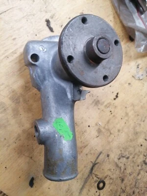 POMPA ACQUA Ford Escort  Foto 1 de 4