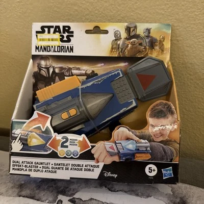 STAR WARS The Mandalorian Dual Attack Gauntlet Lights Brand New Disney 2 Modes - Image 1 of 4