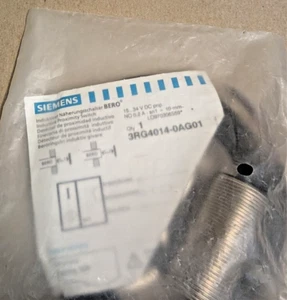 (New) Siemens 3RG4014-0AG01 Proximity Switch Sensor - Picture 1 of 5