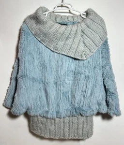 Bernardo Knitted Dyed Baby Blue Rabbit Fur Women’s Poncho Grey Chunky Cable Knit - Picture 1 of 10