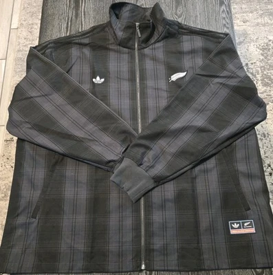 Chaqueta de Pista Adidas All Blacks Tejida a Cuadros Firebird Carbono para Hombres 2XL Foto 1 de 4