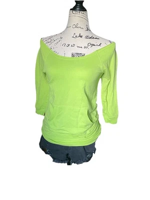 Camisa Vintage Energie Para Mujer Verde Neón Hombro Descubierto Años 80 Vibes Mediana Foto 1 de 3