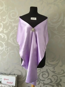 FLIEDER SEIDIG SATIN SCHAL HALSTUCH STOLA B/JUNGFER HOCHZEIT KREUZFAHRT ABSCHLUSSBALL **kostenlose Muster** - Bild 1 von 5
