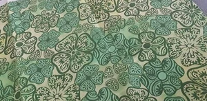 Green clover Fabric 26" X 17.5" - Picture 1 of 3