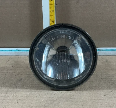 Luz antiniebla delantera derecha lado pasajero Pontiac Montana 1999-2005 16520936 Foto 1 de 4