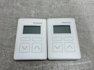 Honeywell TR42 Termostato LCD Temperatura Modulo Parete Lotto di 2 Usati - Foto 1 di 16