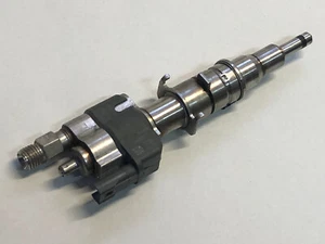 Iniettore D'Iniezione BMW E81 E87 E90 E91 E92 N43 N43B16 / N43B20 7589048 /11 - Foto 1 di 2