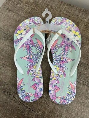 NWT American Eagle Flip Flops Size 7-8 Women’s Sandals Light Green/floral - Image 1 of 4