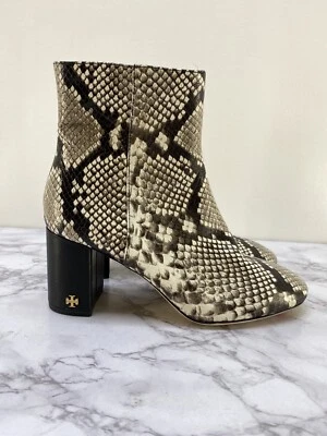 Bota Tory Burch Mujer Kira Animal Print Blanco y Negro Talla 7 M Foto 1 de 4