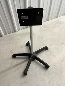 Welch Allyn Rolling Mobile Stand Exam Light Cart 48650 - Picture 1 of 4
