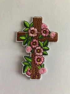 Iron on Wooden Cross with Flowers Applique Patch - Picture 1 of 1