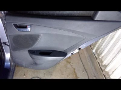 VELOSTER  2015 Door Trim Panel, Rear RIGHT Foto 1 de 4